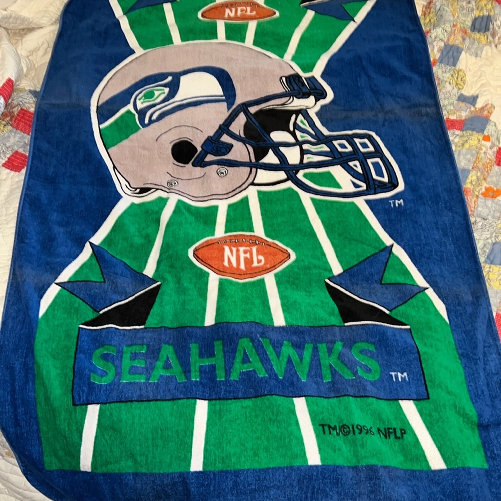 RARE 1996 Seattle Seahawks NFLP Beach towel